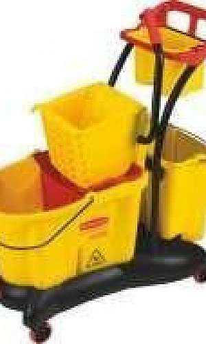 Balde com espremedor Balde com espremedor