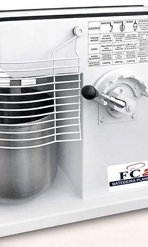 Batedeira planetária 1000w Batedeira planetária 1000w