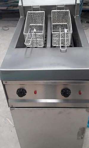 Fritadeira industrial elétrica Fritadeira industrial elétrica