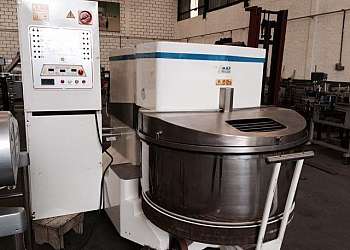Batedeira industrial 40 litros Batedeira industrial 40 litros