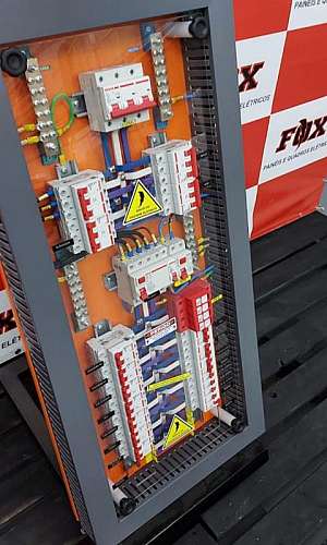 Quadro elétrico industrial Quadro elétrico industrial