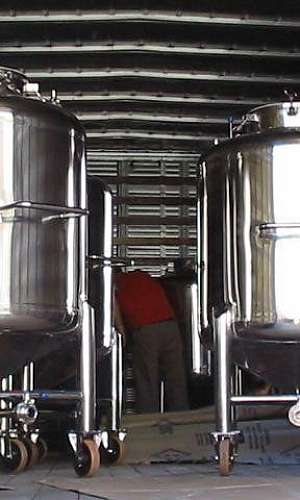 Tanque Encamisado com Misturador Tanque Encamisado com Misturador